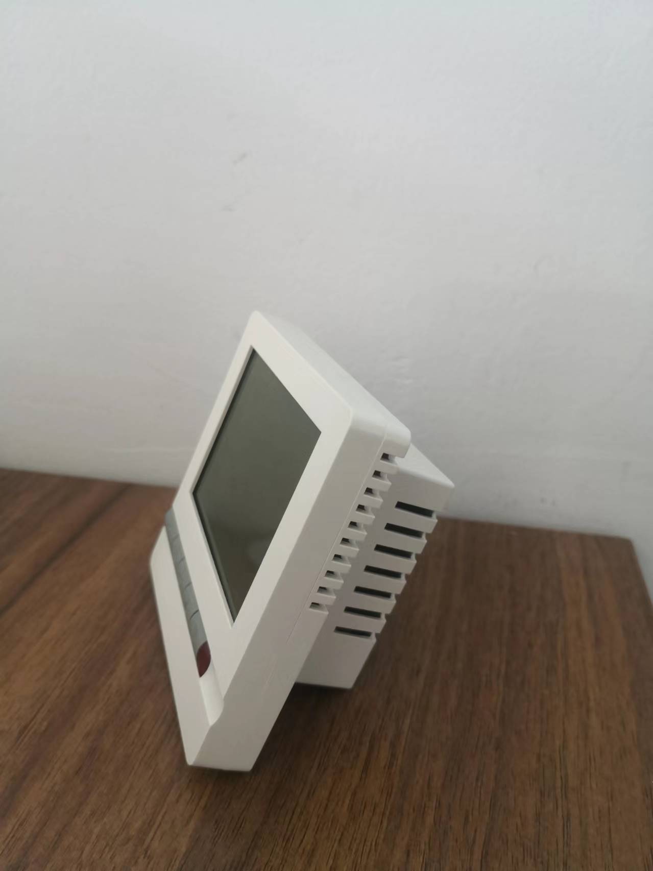 溫控器的核心介紹與應用領域解析